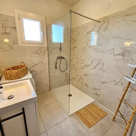 Apartment Via Romana- Clim- A 5mn De La De Sable *